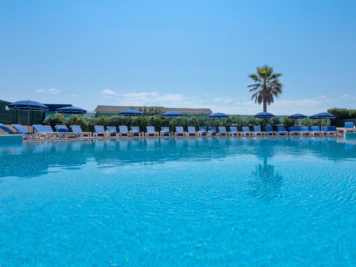 Hotel Bahia Villeneuve-Loubet Exterior foto