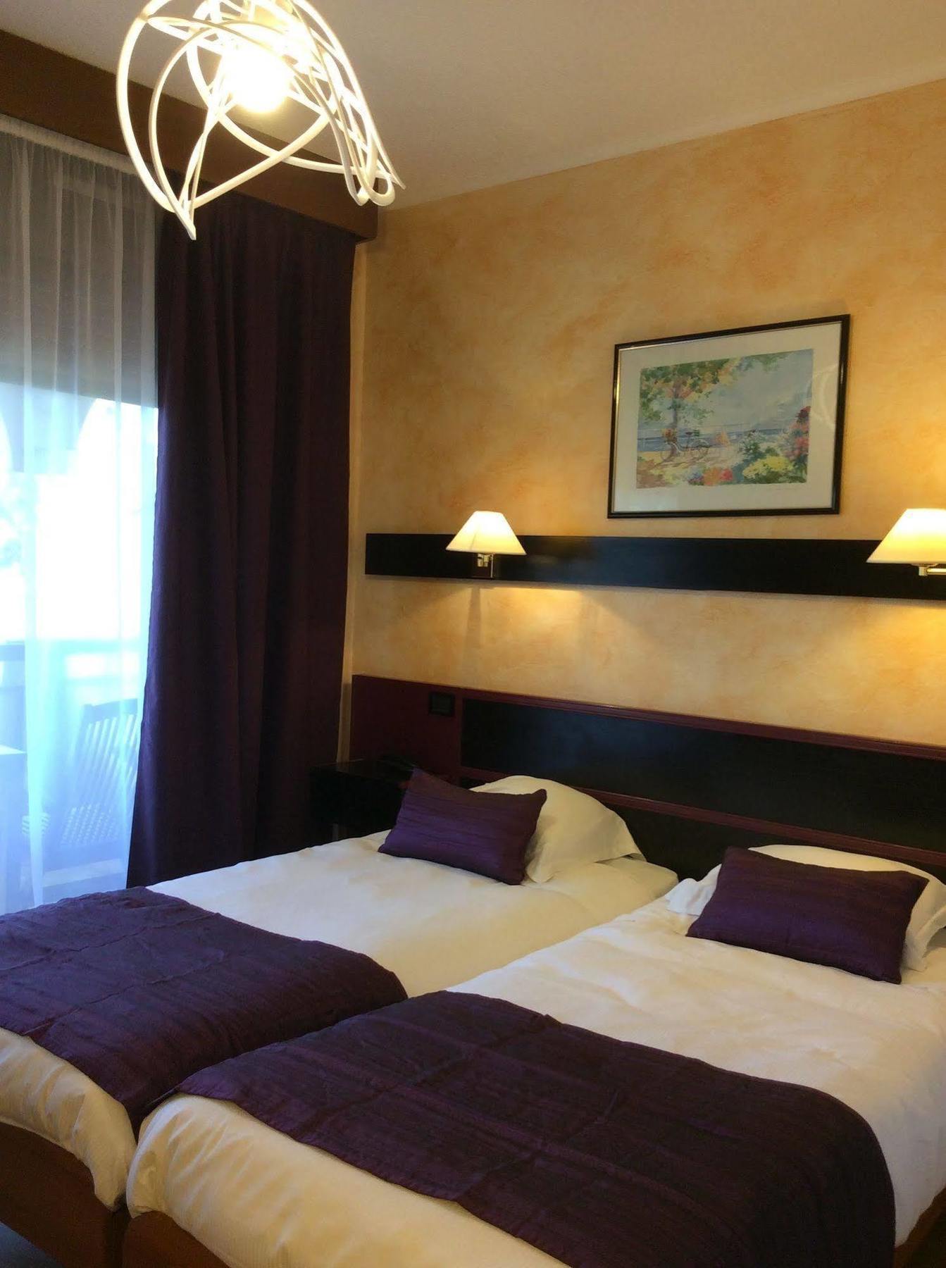 Hotel Bahia Villeneuve-Loubet Exterior foto